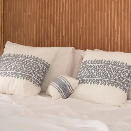 מלון דירות 8 Keys נאוסה