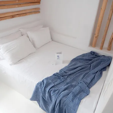 מלון דירות 8 Keys 4*