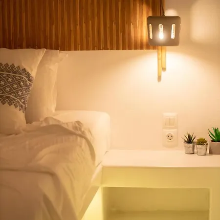 מלון דירות 8 Keys