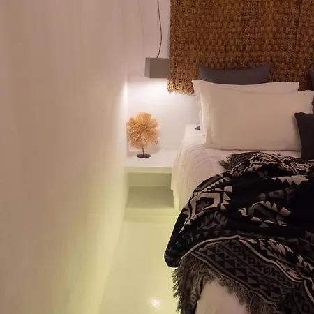 8 Keys מלון דירות 4*