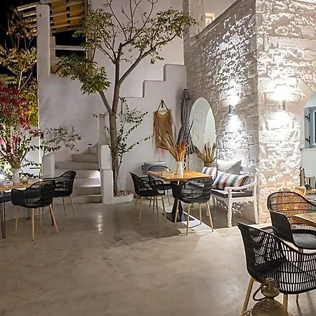 8 Keys Hotel apartamentowy 4*