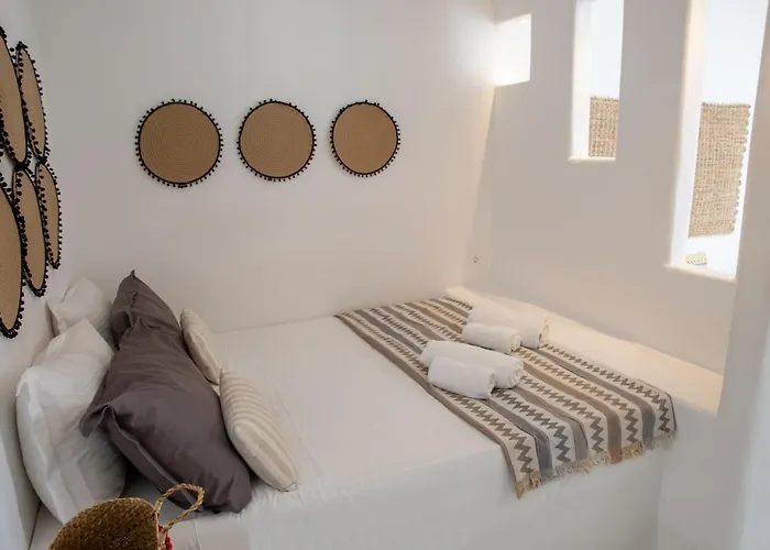 8 Keys Aparthotel 4*