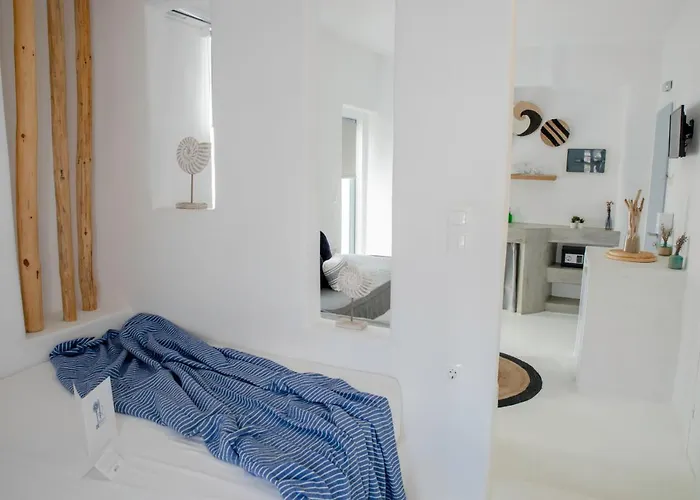 8 Keys Aparthotel 4*