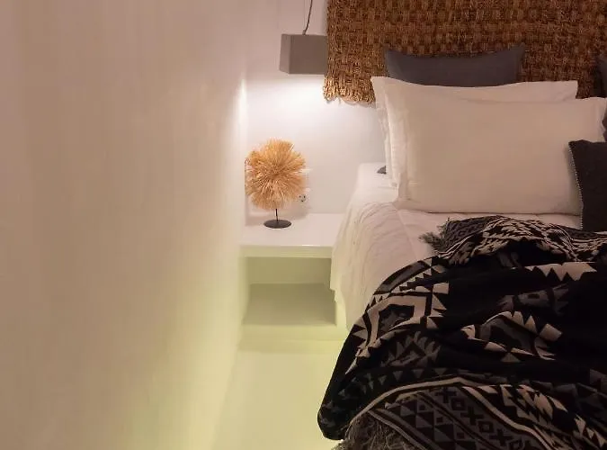 8 Keys Aparthotel 4*