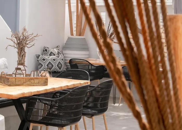 Aparthotel 8 Keys Naousa