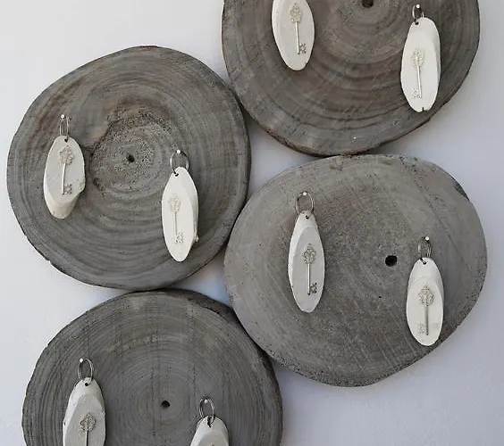 8 Keys Aparthotel 4*